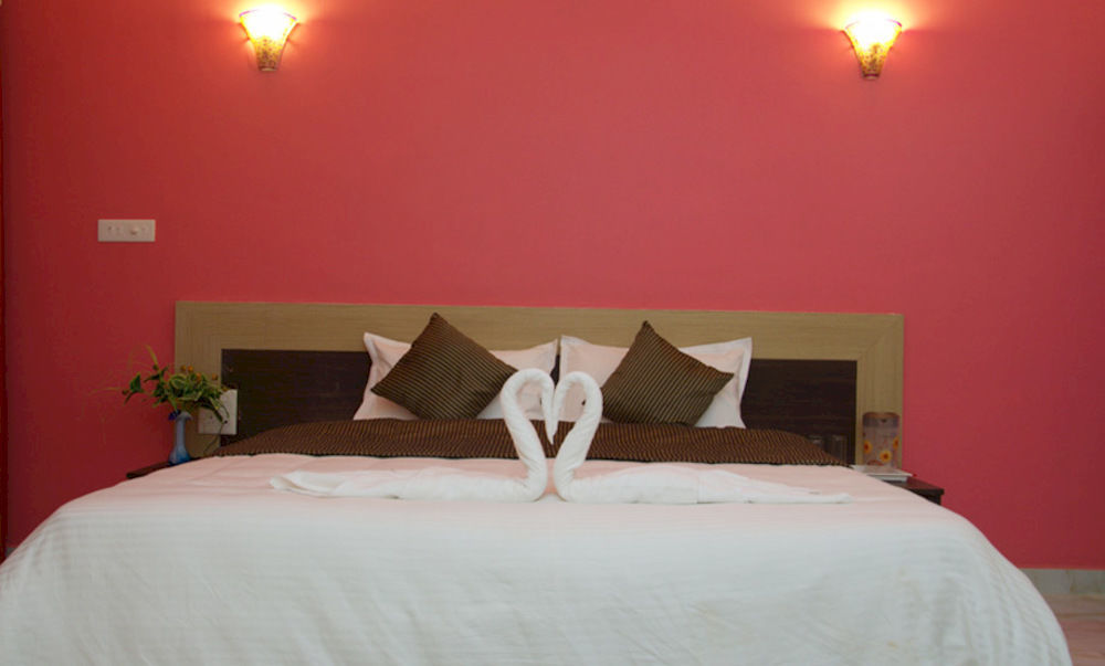 Rbr Suites Calangute Esterno foto
